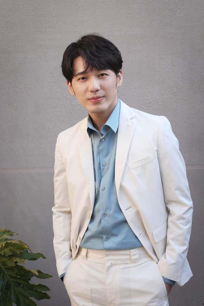 娱乐圈爆料白宇新剧,神秘角色引期待! 第1张 娱乐圈爆料白宇新剧,神秘角色引期待! 第1张